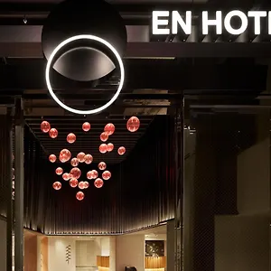 *** Hotel En Giappone